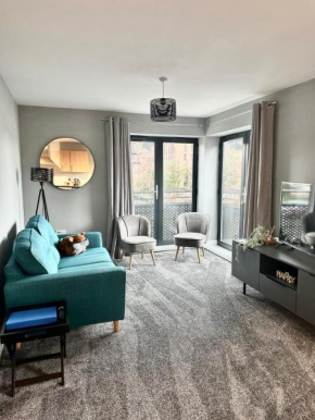 Stylish 2 Bed Apartment Derby